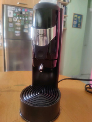 Dimello WPod400 Espresso Coffee Maker like new