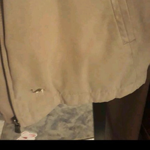 Camel jacket like new, size L, versatile for all occasions