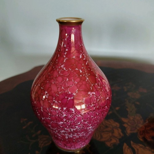 Hutschenreuther decorative vase and plate set like new