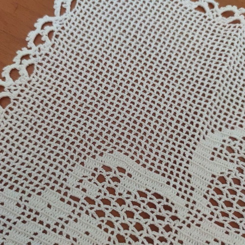 Set of 6 handmade cotton doilies, new