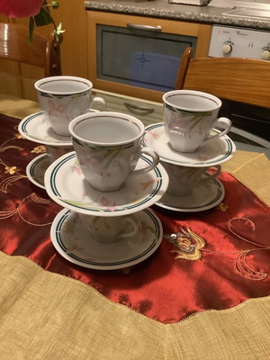 Coffee cups like new, set of six porcelain