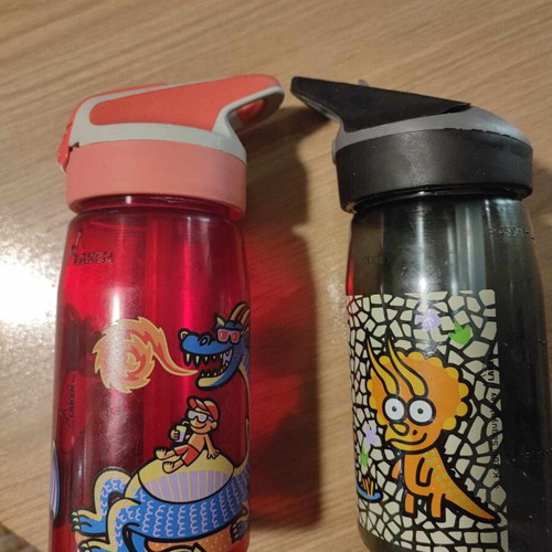 Laken kids water bottles used, set of 2 plastic