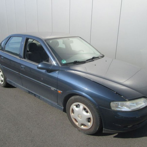 Opel Vectra 1600 16v used, fully functional for parts