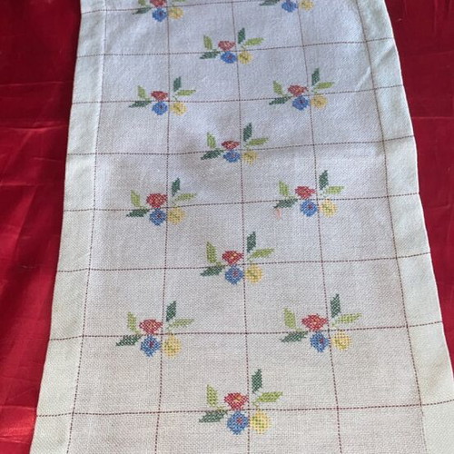 Rectangular table runner with hand embroidery and fringes, new