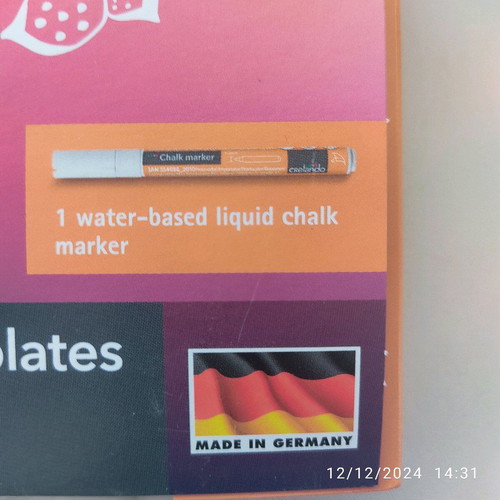 Stencil kit for window painting new with chalk marker