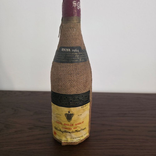 Rioja Siglo Cosecha 1964 collectible wine bottle, Bodegas del Romeral