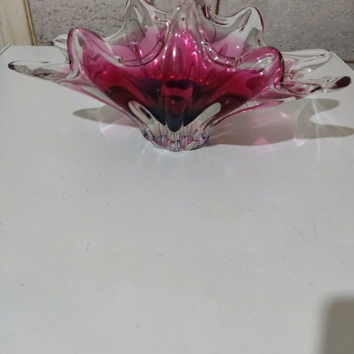 Murano glass decorative bowl like new, pink fuchsia