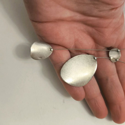 Silver handmade necklace 925 like new, approximately 42 cm