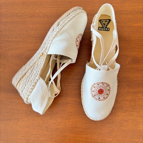 Salvi handmade espadrilles with mandala embroidery, ecru, size 39, like new