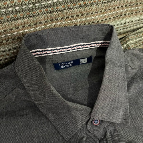 Men's shirt like new, size large, gray