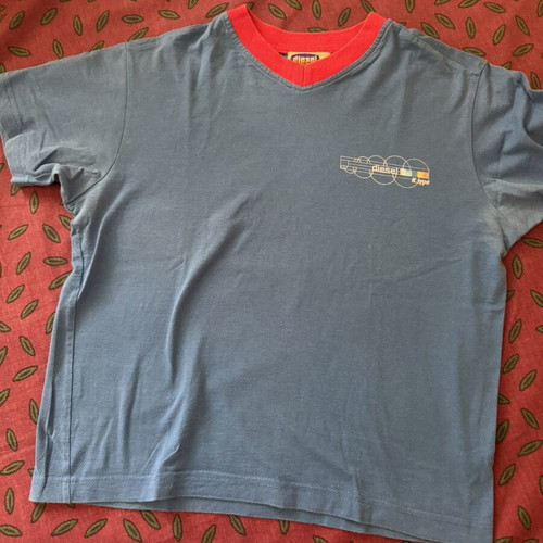 Diesel vintage top used, blue and red