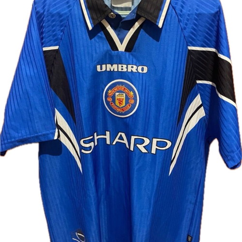 Manchester United 1996-97 third kit like new, size Large