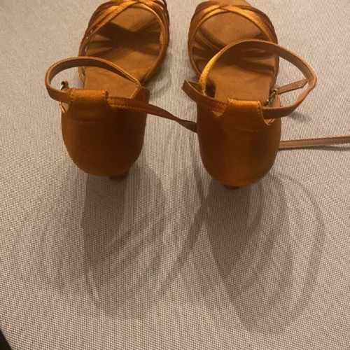 Dance shoes size 39 used, orange