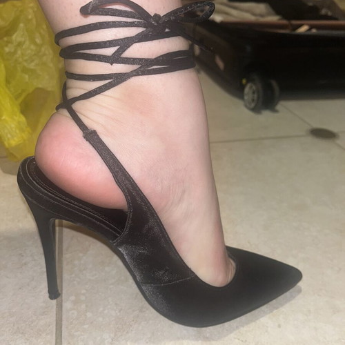 Migato satin pumps like new, size 37, black