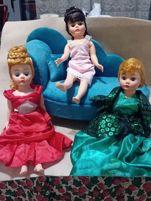 Madame Alexander dolls lot No1 like new, 3 pieces