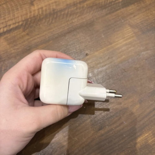 Apple data transfer adapter like new