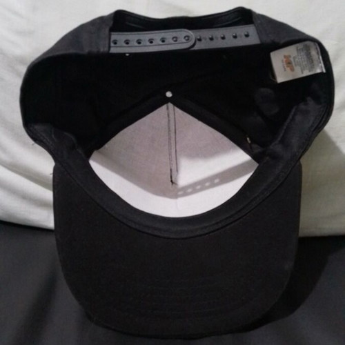 Indonesia hat like new, black one size