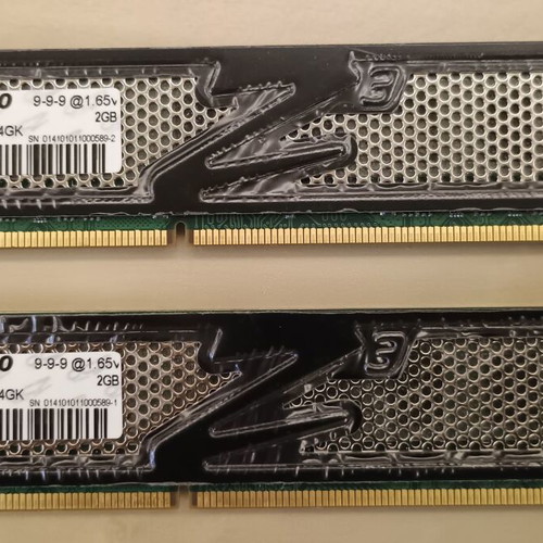 OCZ Obsidian Series 4GB DDR3 RAM memories like new