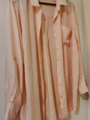 New Line women's shirt 2XL like new, soft salmon color