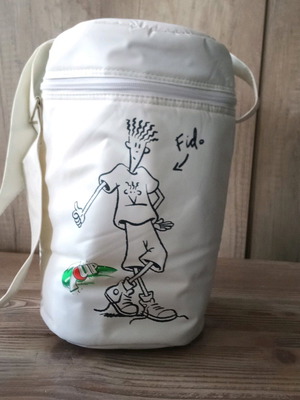 Collectible ice bag case Fido Dito like new