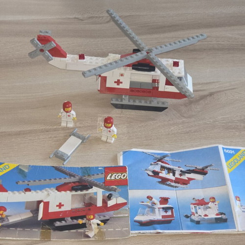 6691 LEGO Legoland Classic Town Medical Red Cross Helicopter vintage set