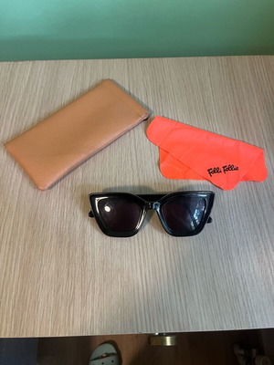 Folli Follie sunglasses like new, black