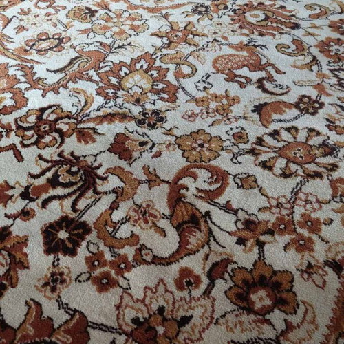 Wool rug almost new