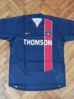 Paris Saint Germain Nike 2003-04 Soccer Jersey new