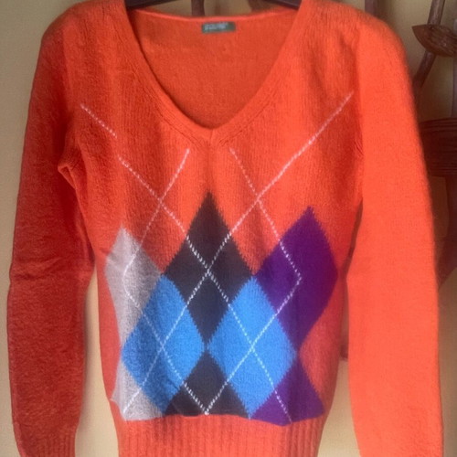 Benetton sweater size M orange like new