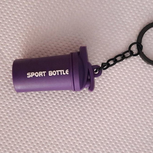 Protein shaker keychain like new, PVC