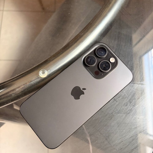 Apple iPhone 15 Pro 256GB black titanium