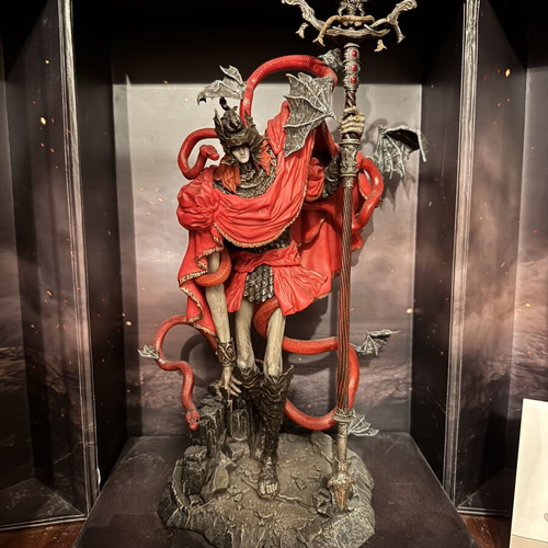 Elden Ring Shadow of the Erdtree Collectors Edition Figure like new