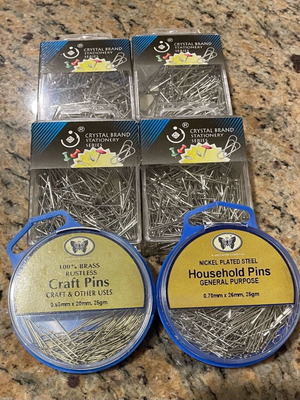 Pins like new, pack of 6 boxes