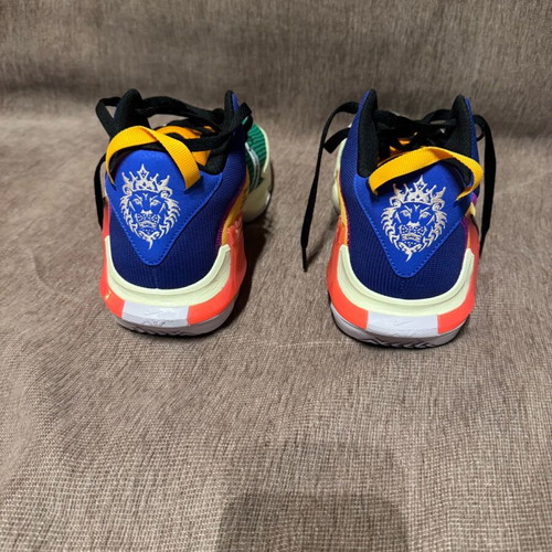 Nike Lebron Witness 7 new colorful athletic shoes size 44
