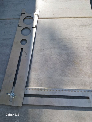 Angle and hole measuring tool for tiles new