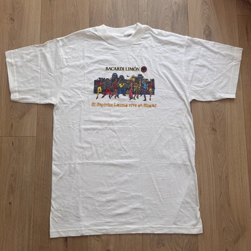 Vintage Bacardi Limon T-shirt Large Y2K Miami Graphic Tee like new
