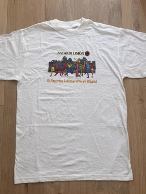 Vintage Bacardi Limon T-shirt Large Y2K Miami Graphic Tee like new