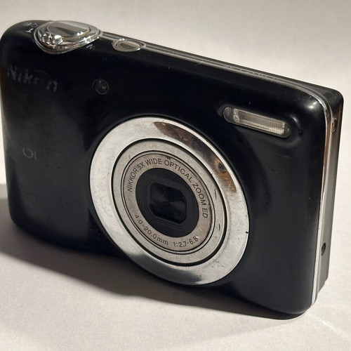 Nikon COOLPIX L25 compact digital camera for parts