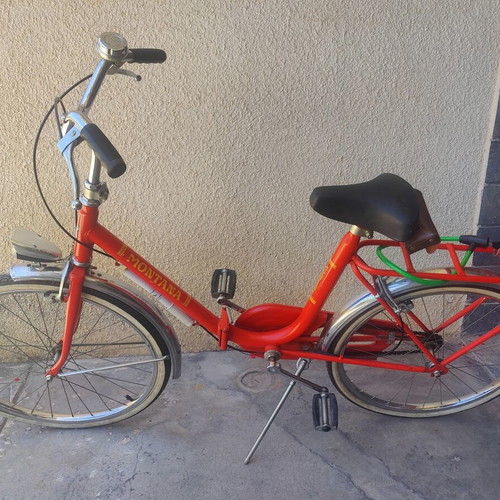 Vintage Montana bicycle used, 24" wheels