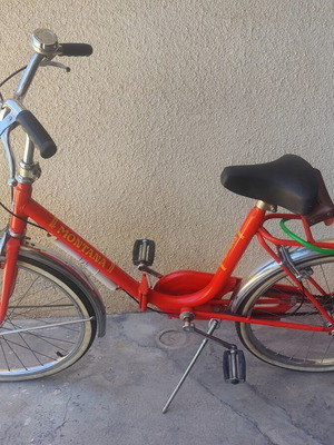 Vintage Montana bicycle used, 24" wheels