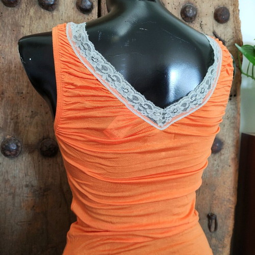 Y2k Killah sleeveless top with lace like new, size M