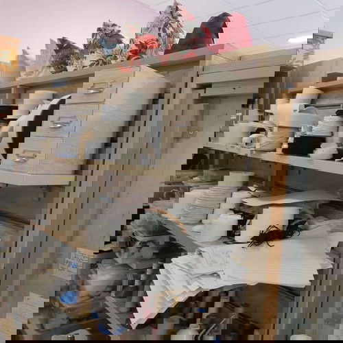 Γόνδολα με ράφια 2πλη σαν καινούργιο