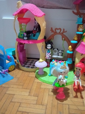 Enchantimals complete collection of houses and dolls used