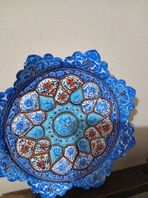 Handmade plates hand-painted like new