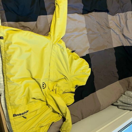 Basehit jacket yellow like new, size S