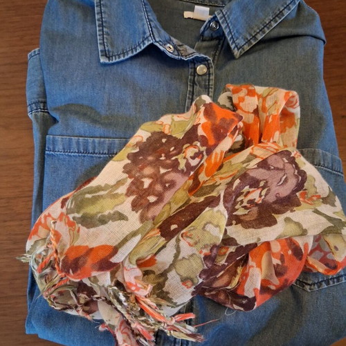 Ovs Fashion women's denim shirt like new with floral scarf gift