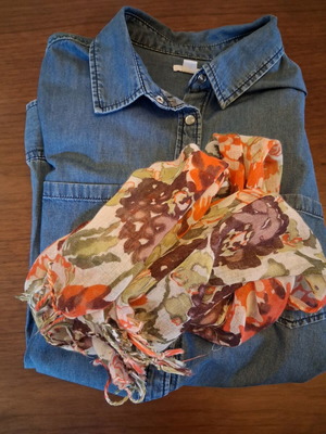 Ovs Fashion women's denim shirt like new with floral scarf gift