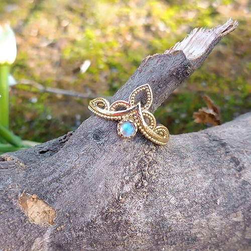 Brass ring with moonstone and adjustable size