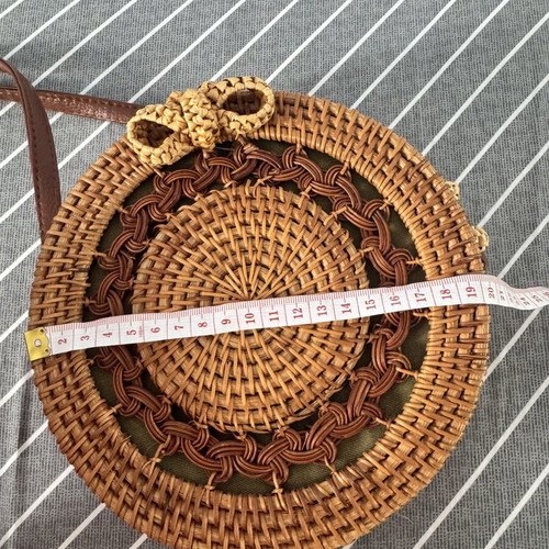 Boho round rattan crossbody bag like new, brown