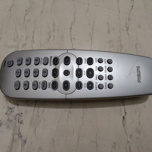 Philips DVD Player DVP 3250 used for repair with remote control
